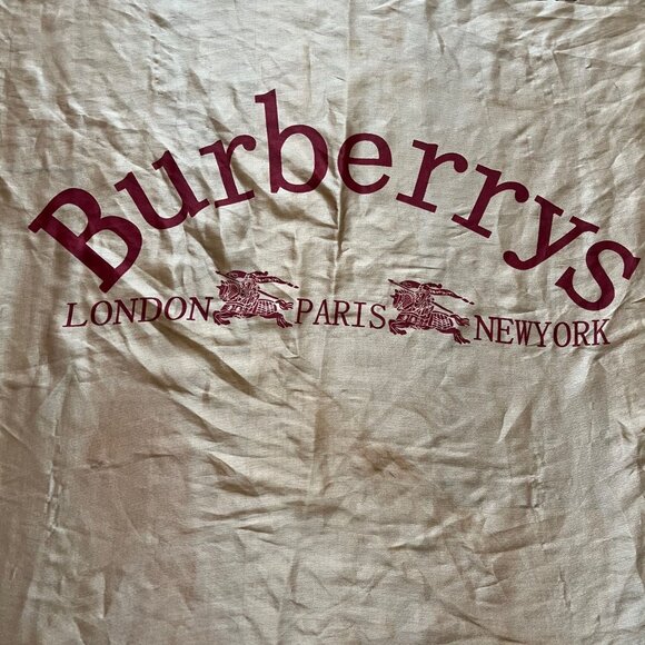 VINTAGE BURBERRY Very Large Silk Scarf ...Rare Find! - Picture 7 of 10